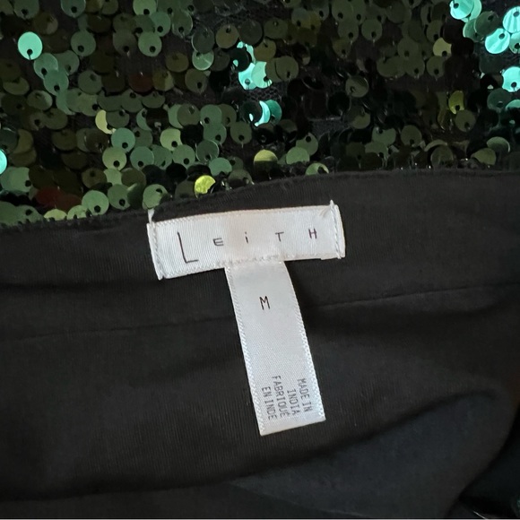 Leith Anthropologie Green Sequin Mini Skirt Size Medium - Picture 5 of 6